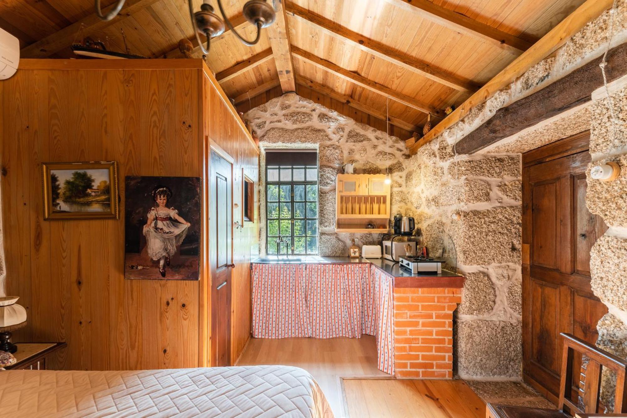 Chale Da Quinta "Lavoura Da Bouca - Fruta Bio" Guest House Селорику ди Бащу Екстериор снимка