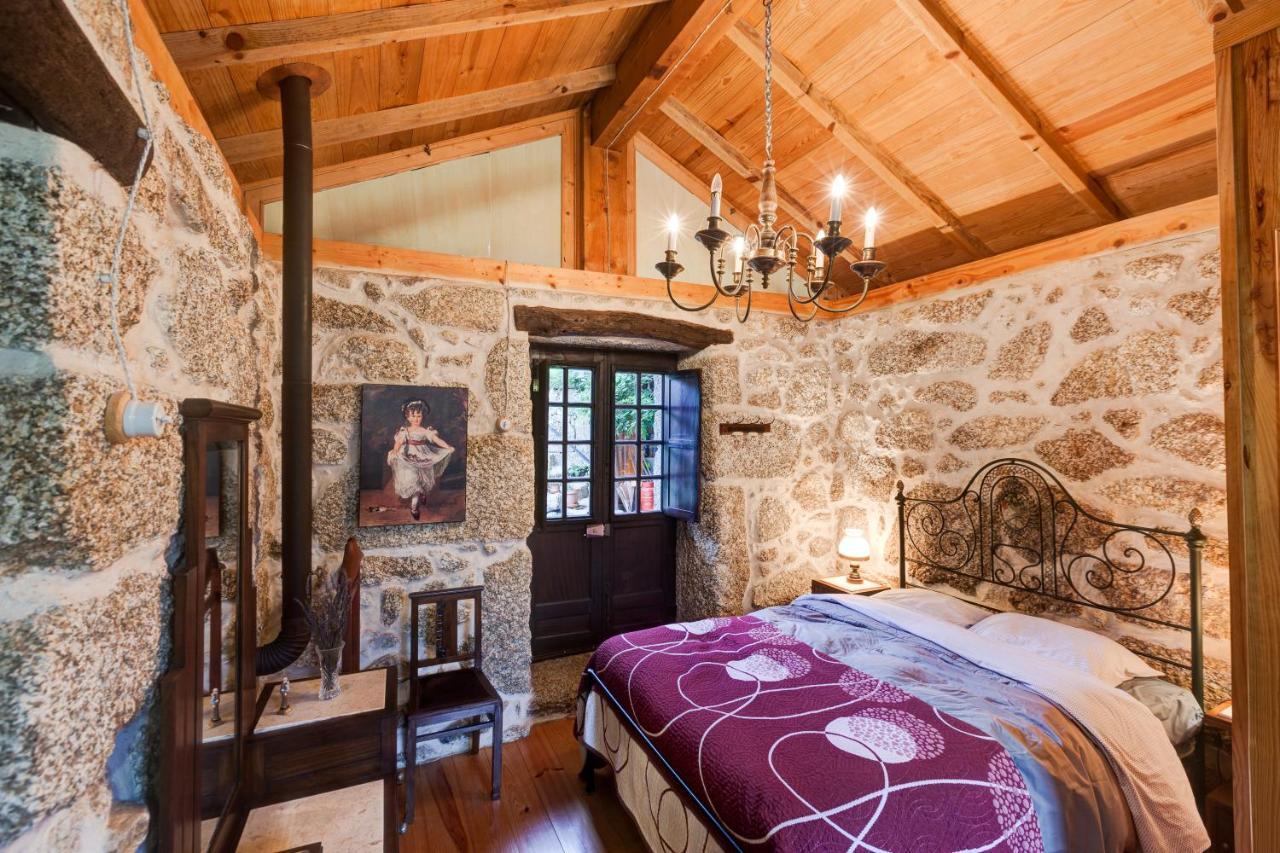 Chale Da Quinta "Lavoura Da Bouca - Fruta Bio" Guest House Селорику ди Бащу Стая снимка